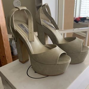 steve madden platform heels